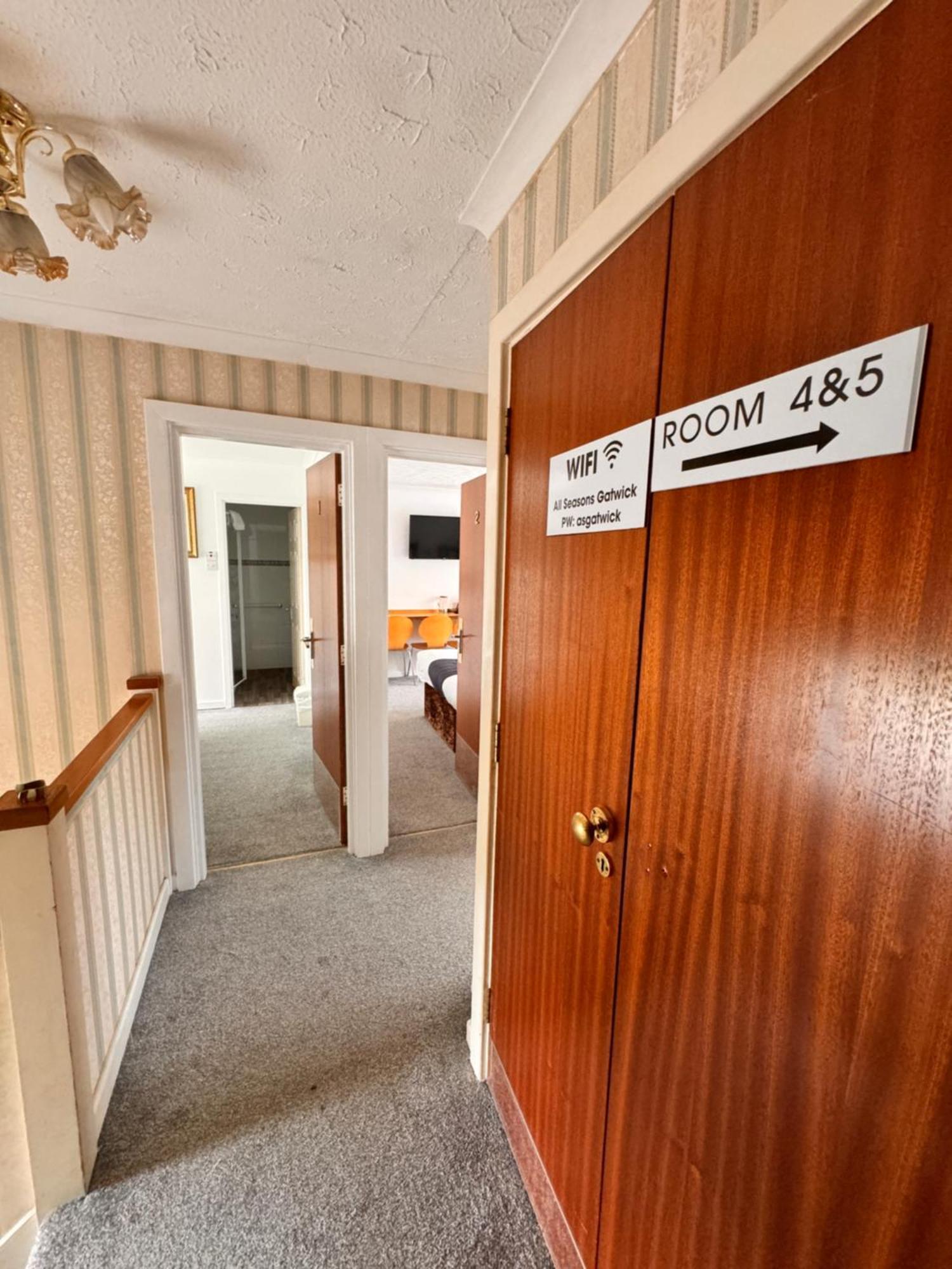 All Seasons Gatwick Guest House & Parking Horley Exterior photo